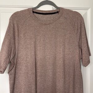 Lululemon workout shirt

Size - Large
